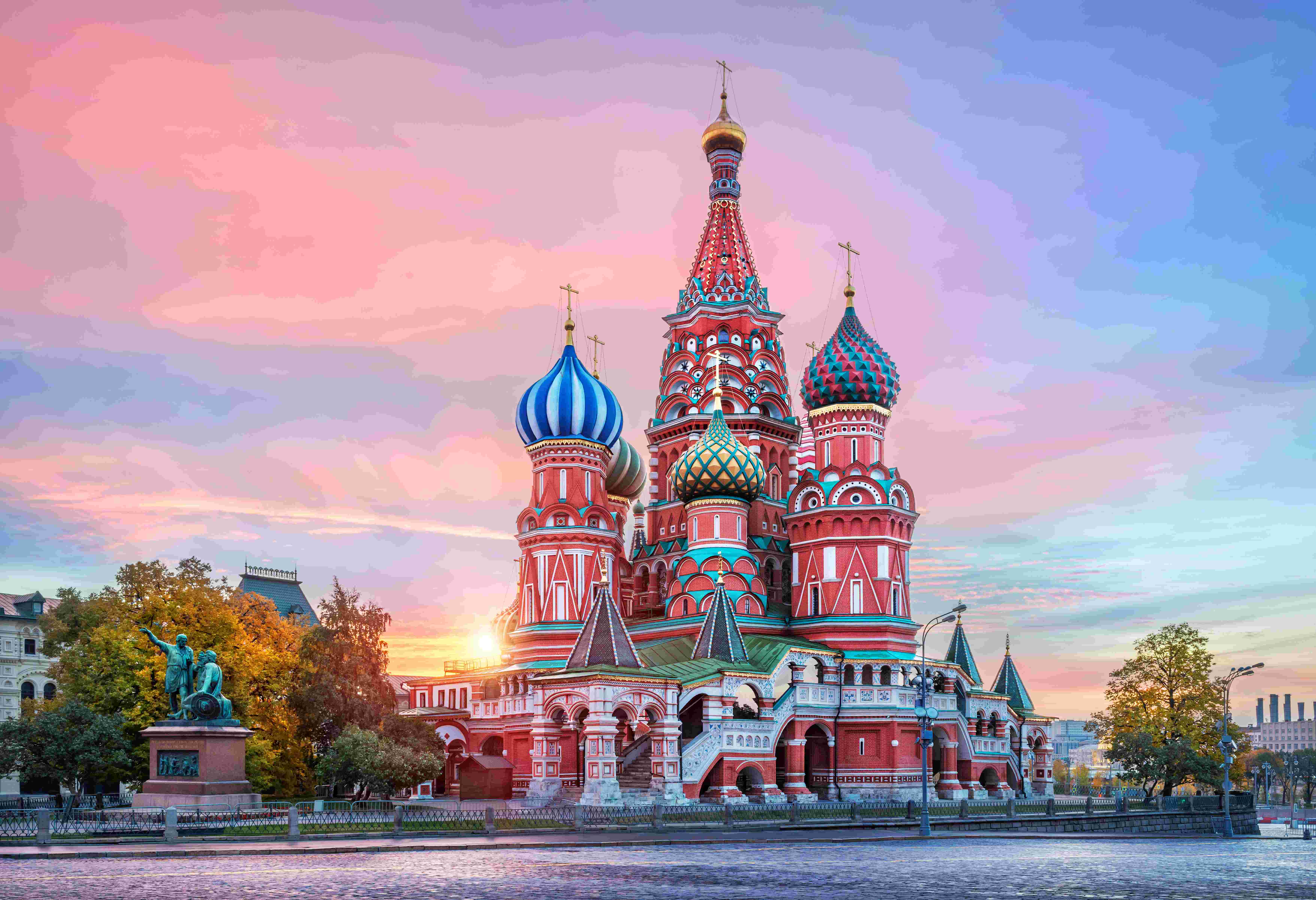 花瓣素材_St.+Basil’s+Cathedral+on+Red+Square+in+Moscow+and+_4825642 (2)